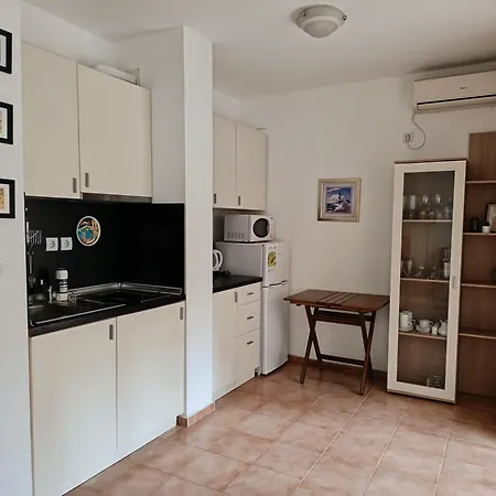 марина кейп